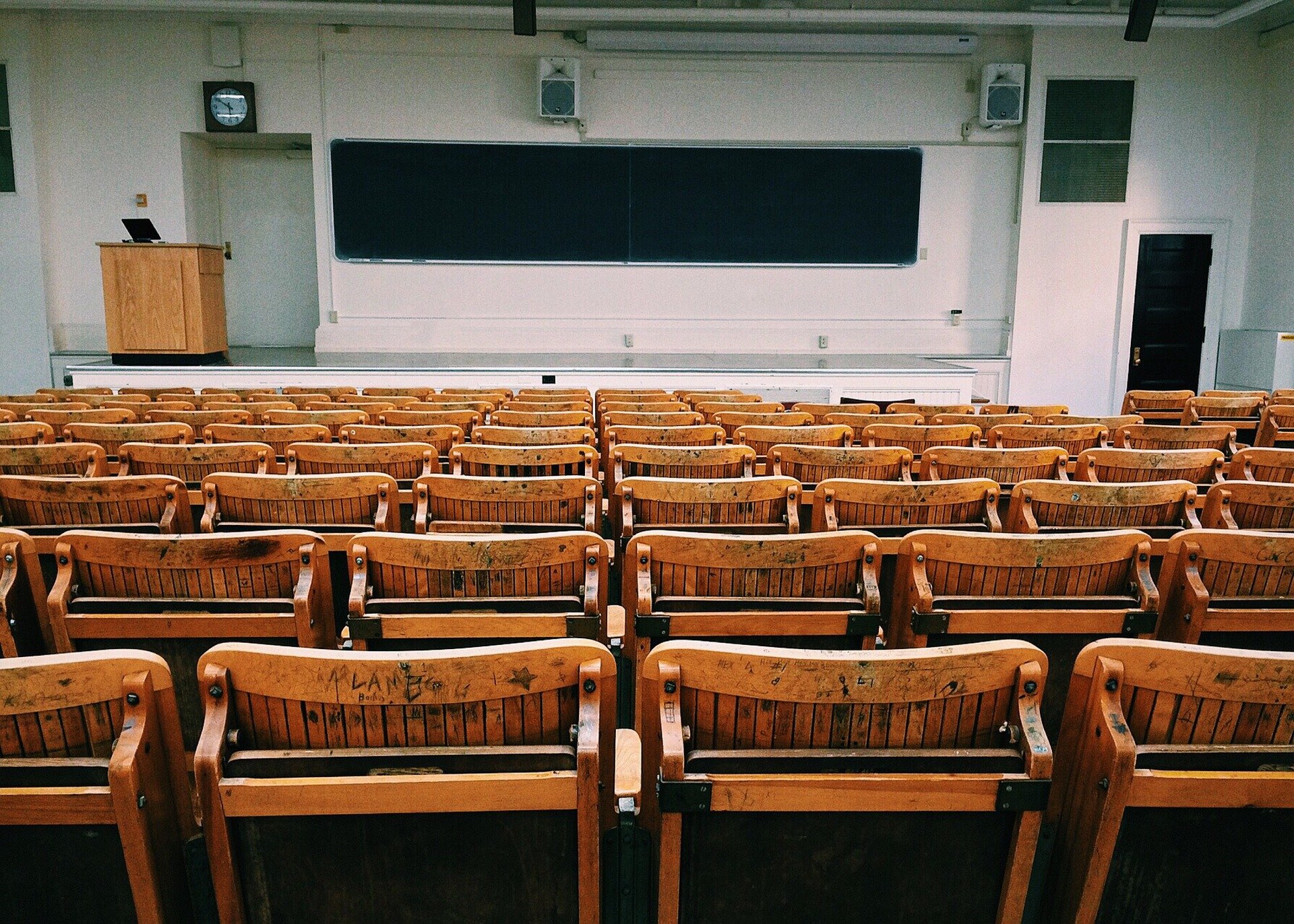 Aprender inglés en Houston puede transformar tu futuro académico