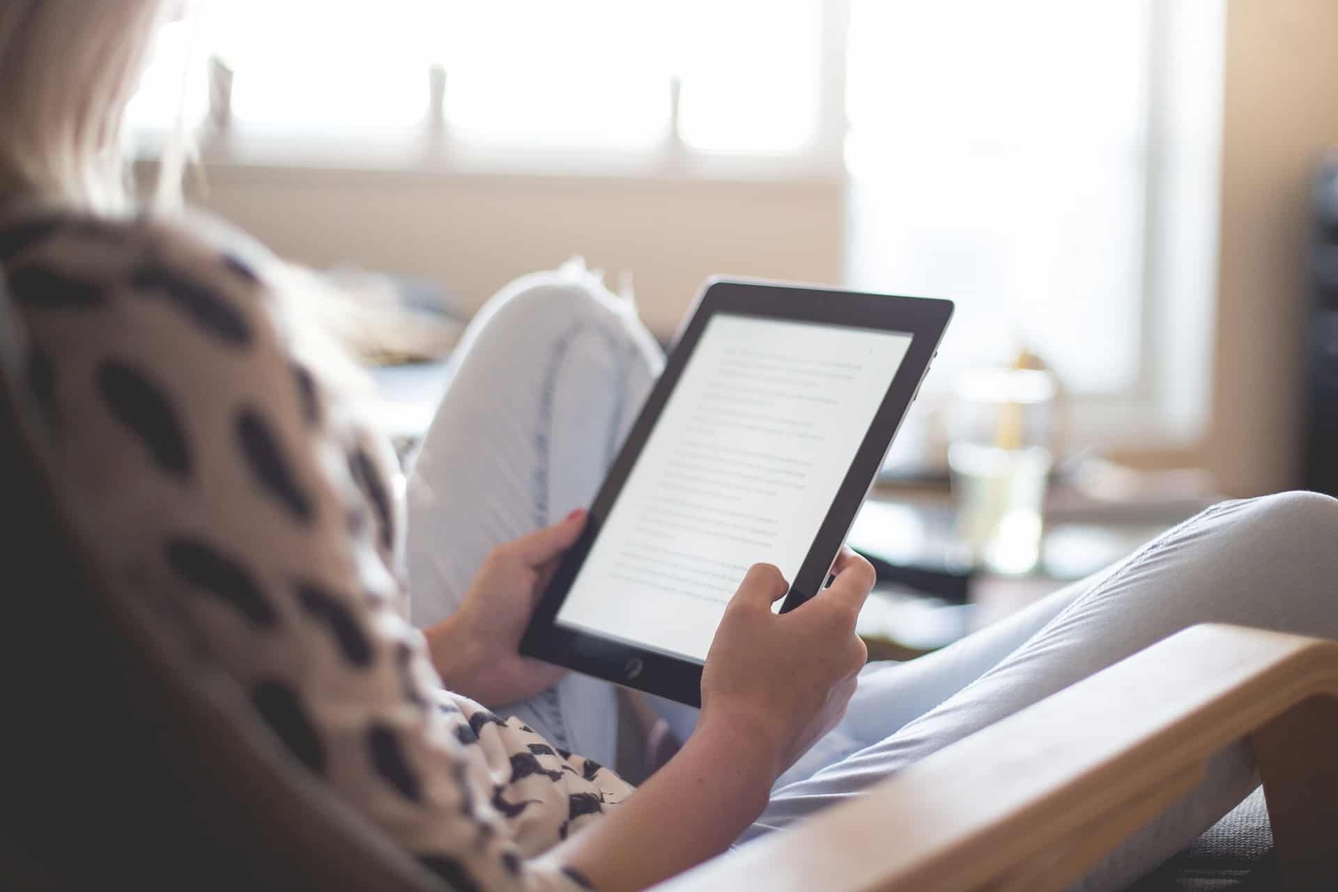 Cómo Puedes Aprender Inglés en Houston a través de la Lectura