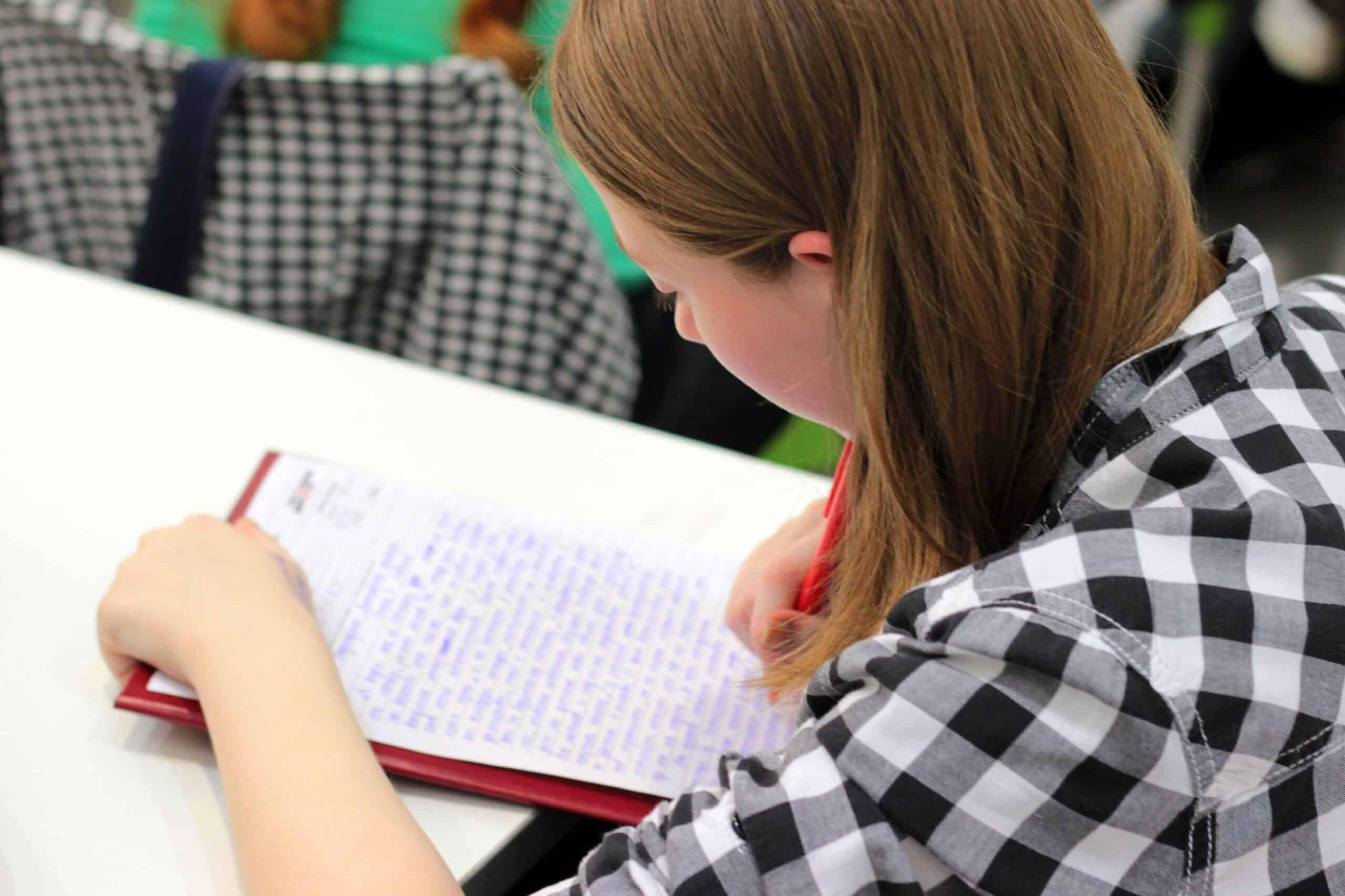 ¿Cómo usar %22neither, either, nor y or%22 en vocational english as a second language?