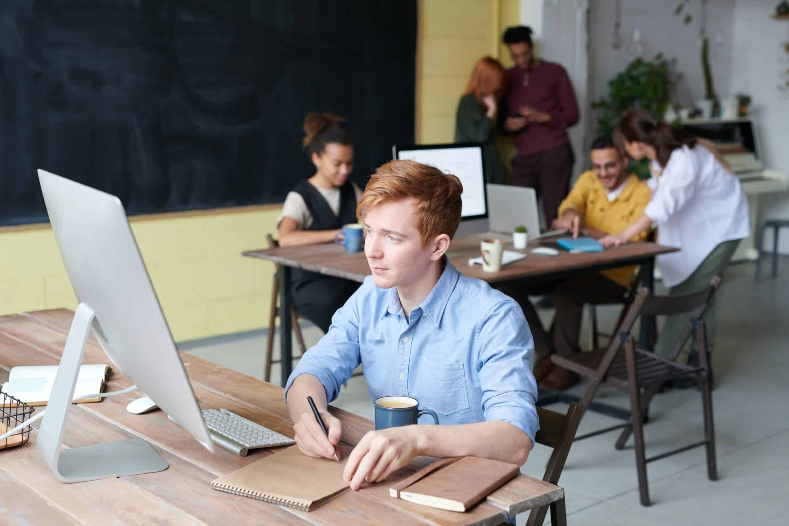 Tomar apuntes para aprender inglés rápido y fácil en Texas