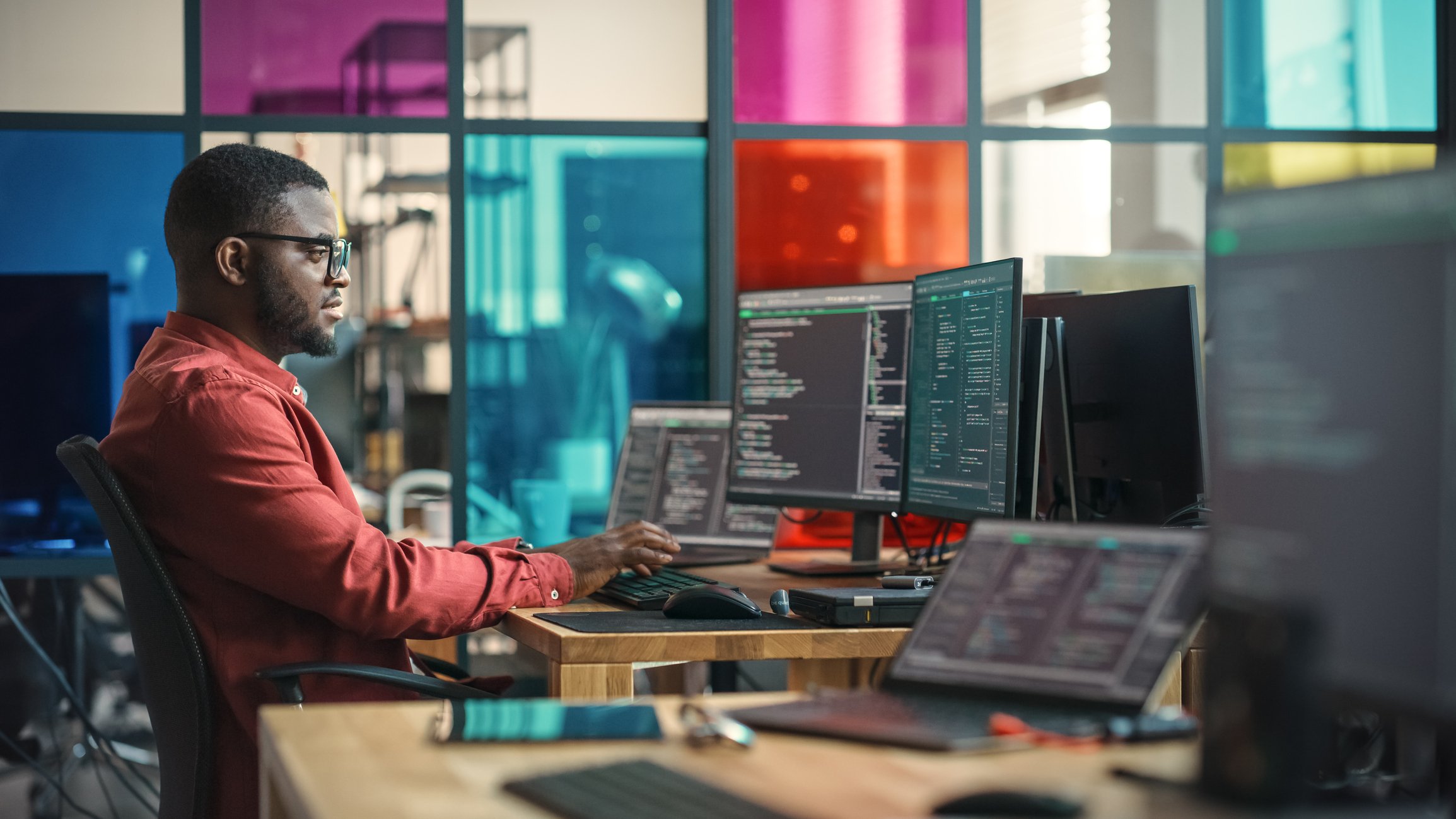 What Do You Do In An IT Helpdesk Job IT Helpdesk Jobs what-do-you-do-in-an-it-helpdesk-job-it-helpdesk-jobs