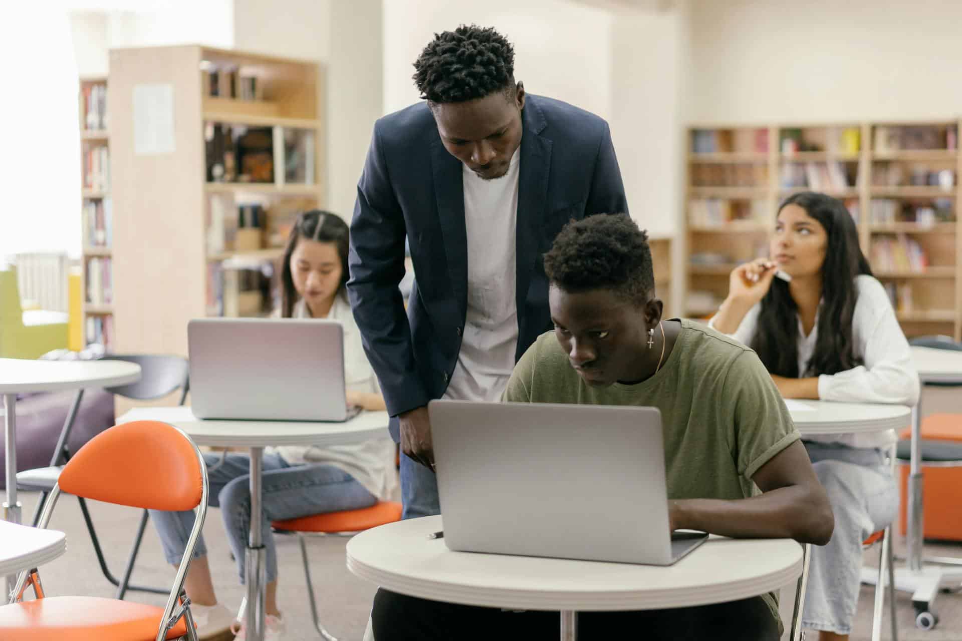 por qué es importante aprender inglés en los mejores cursos